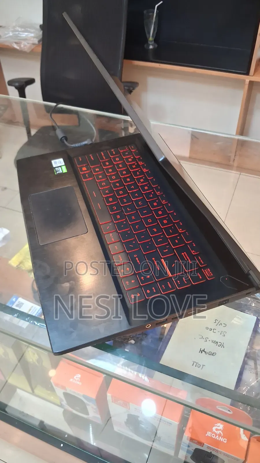 New Laptop MSI GF65 Thin 10UE 16GB Intel Core i7 SSD 512GB