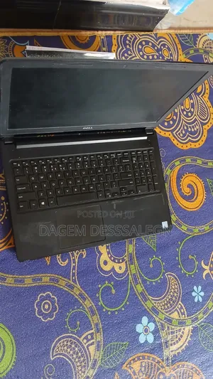 Laptop Dell Vostro 15 3568 4GB Intel Core i5 HDD 512GB