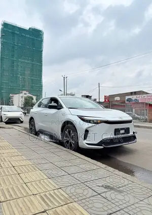 New Toyota bZ4X XLE 2024 White