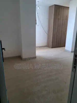 3bdrm Apartment in አዲሱ ገበያ, Gullele for sale