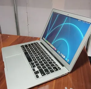 New Laptop Apple MacBook 2015 8GB Intel Core i5 SSD 128GB