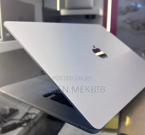 New Laptop Apple MacBook Air 2025 M4 15-inch 24GB Apple M4 SSD 512GB