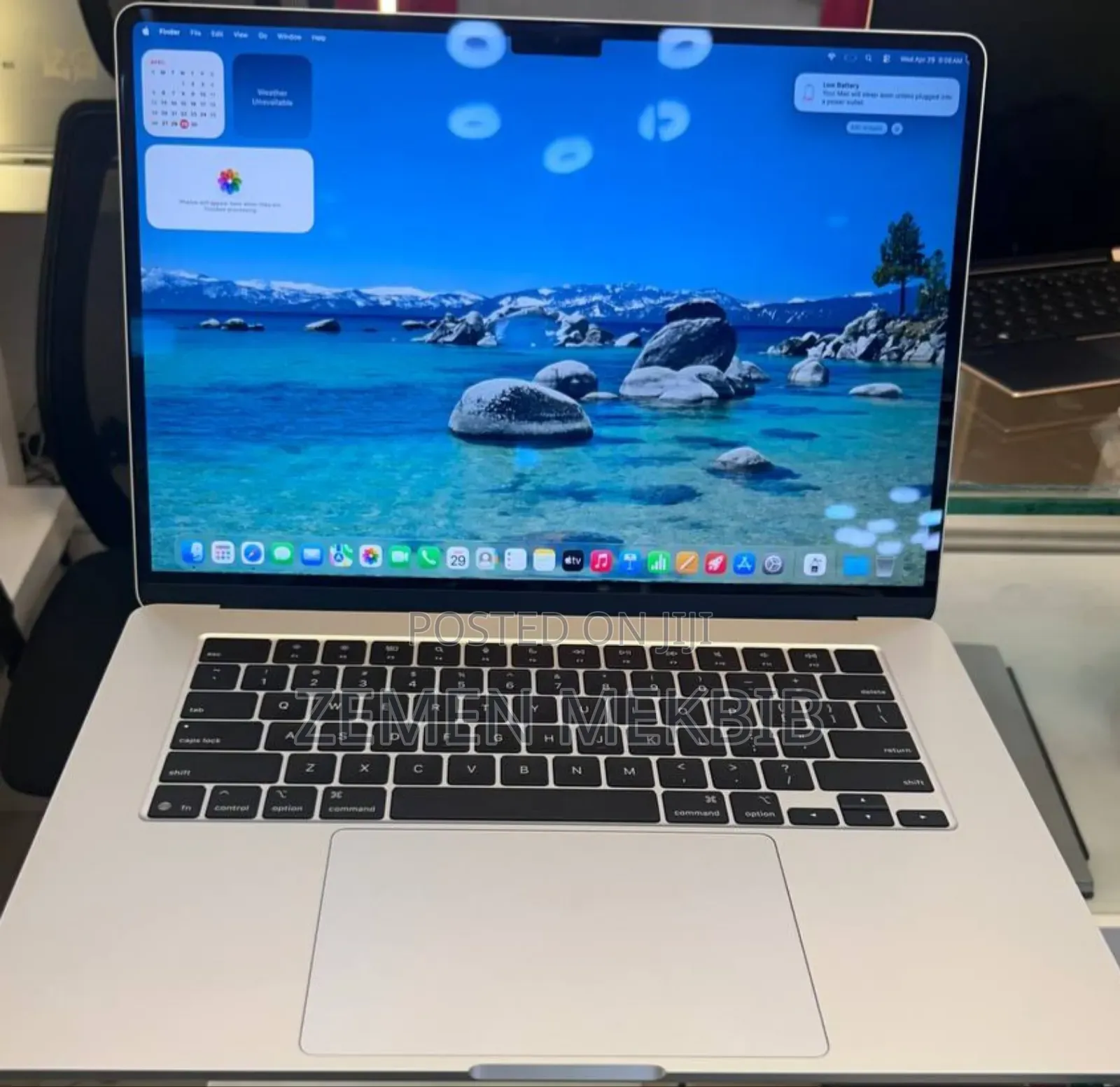 New Laptop Apple MacBook Air 2025 M4 15-inch 24GB Apple M4 SSD 512GB