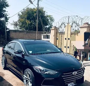 Hyundai Avante 2017 Black