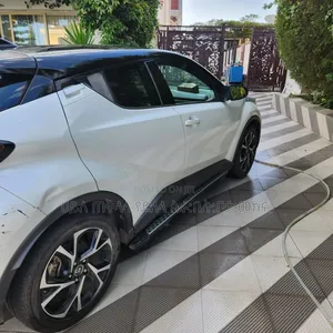 Toyota C-HR 2019 Off white