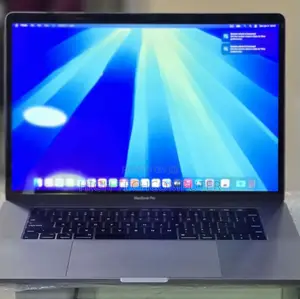 New Laptop Apple MacBook Pro 2018 16GB Intel Core i7 SSD 512GB