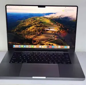 New Laptop Apple MacBook Pro 2018 16GB Intel Core i7 SSD 512GB