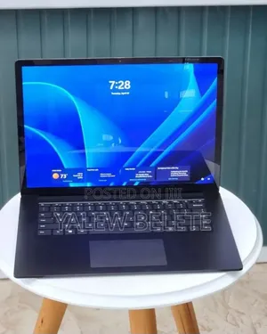 New Laptop Microsoft Surface Laptop 5 16GB Intel Core i7 SSD 256GB