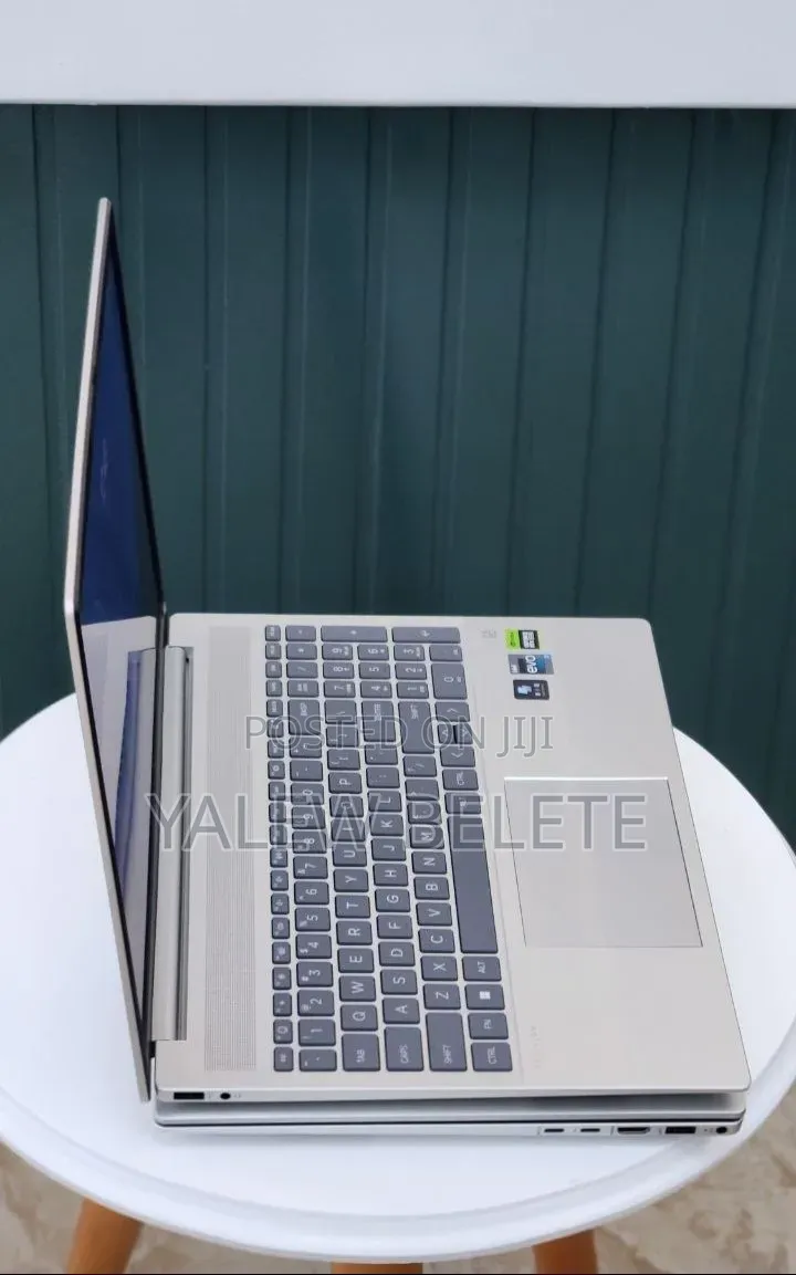 New Laptop HP Pavilion 15 16GB Intel Core i7 SSD 1T
