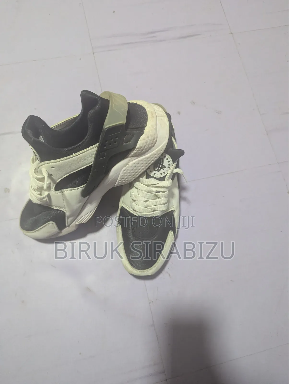Nike Air Black White