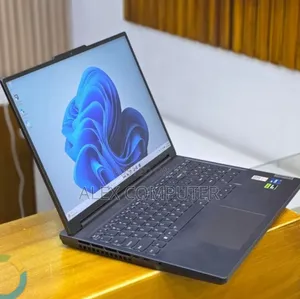 New Laptop Lenovo 24GB Intel Core i7 SSD 1T