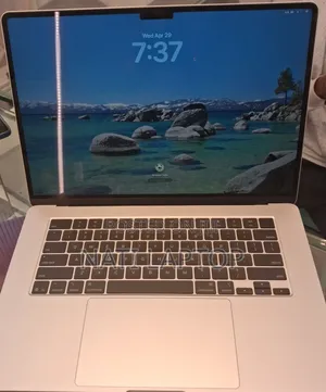 New Laptop Apple MacBook Air 2025 M4 15-inch 24GB Apple M4 SSD 512GB