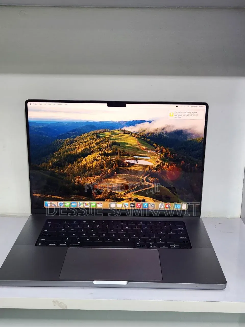 New Laptop Apple MacBook Pro M1 32GB AMD A10 SSD 512GB