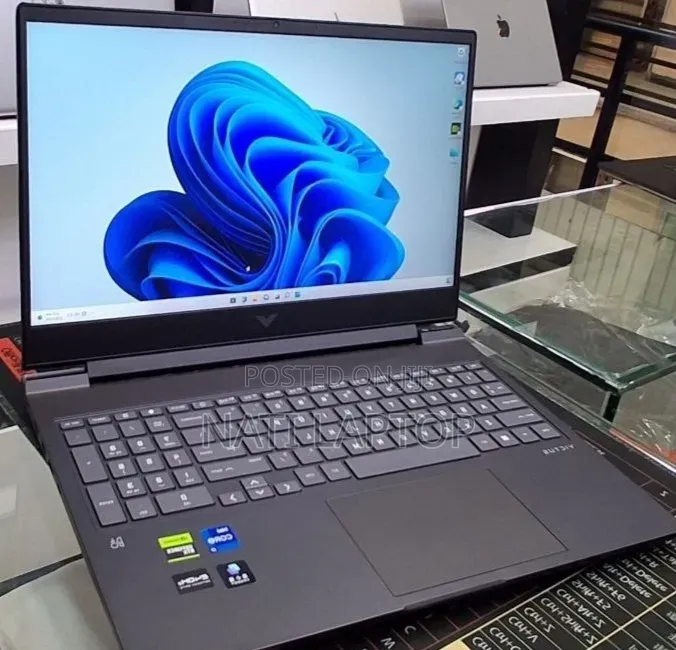 New Laptop HP Victus 16 16GB Intel Core i7 SSD 1T