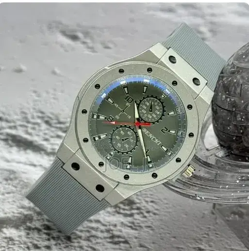 Benchi Quartz Watch