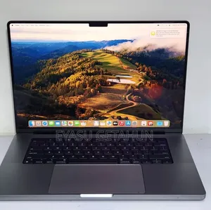 New Laptop Apple MacBook Pro M1 32GB Apple M1 Pro SSD 512GB