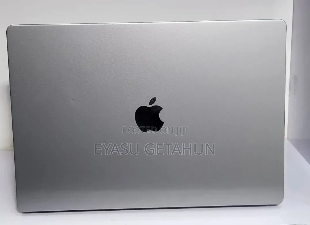 New Laptop Apple MacBook Pro M1 32GB Apple M1 Pro SSD 512GB
