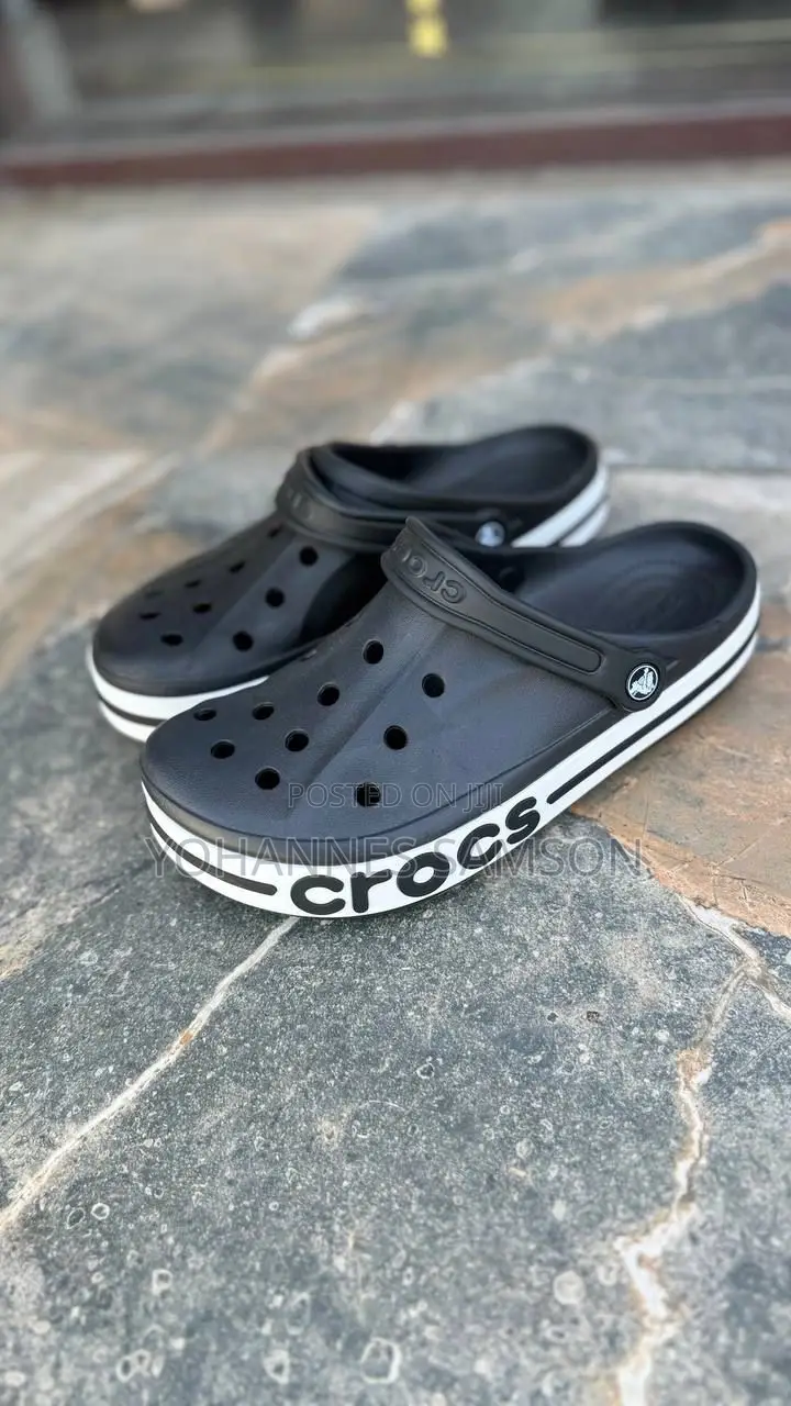 Crocs Cross
