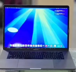New Laptop Apple MacBook Pro 2018 16GB Intel Core i7 SSD 512GB