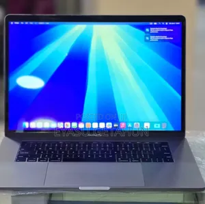 New Laptop Apple MacBook Pro 2018 16GB Intel Core i7 SSD 512GB