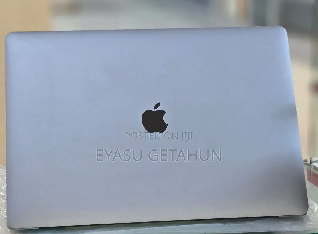 New Laptop Apple MacBook Pro 2018 16GB Intel Core i7 SSD 512GB
