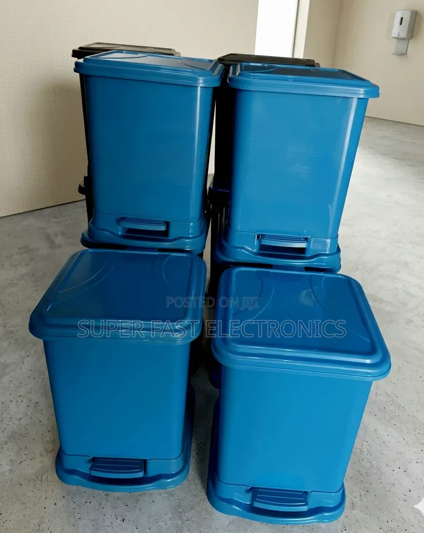 Heavy-Duty Pedal-Operated Garbage Bin 8liter