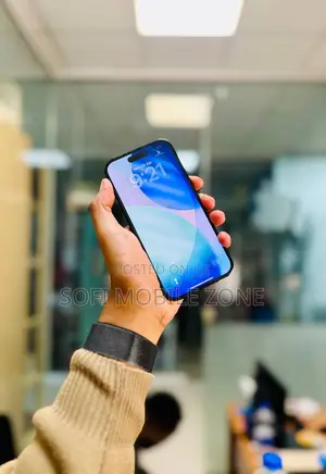New Apple iPhone 15 128 GB Black