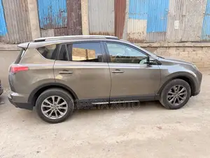 Toyota RAV4 2016