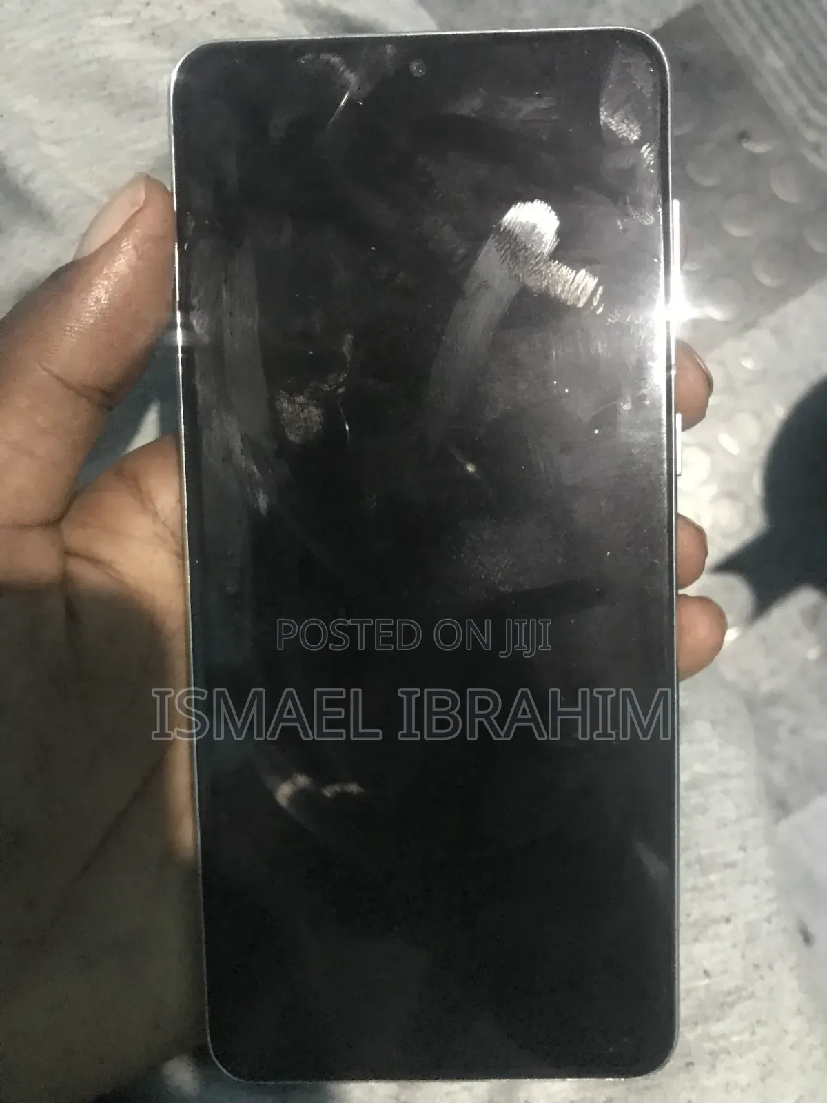 New Samsung Galaxy S21+ 5G 128 GB Silver
