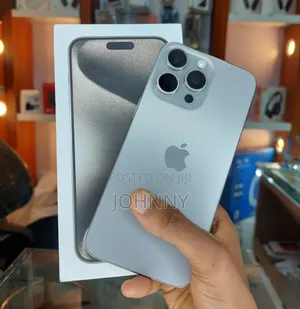 New Apple iPhone 15 Pro Max 256 GB Silver