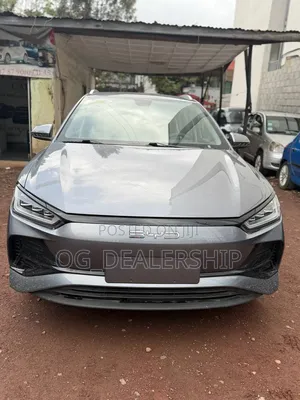 New BYD E2 43 kWh 94 hp FWD 2025 Gray
