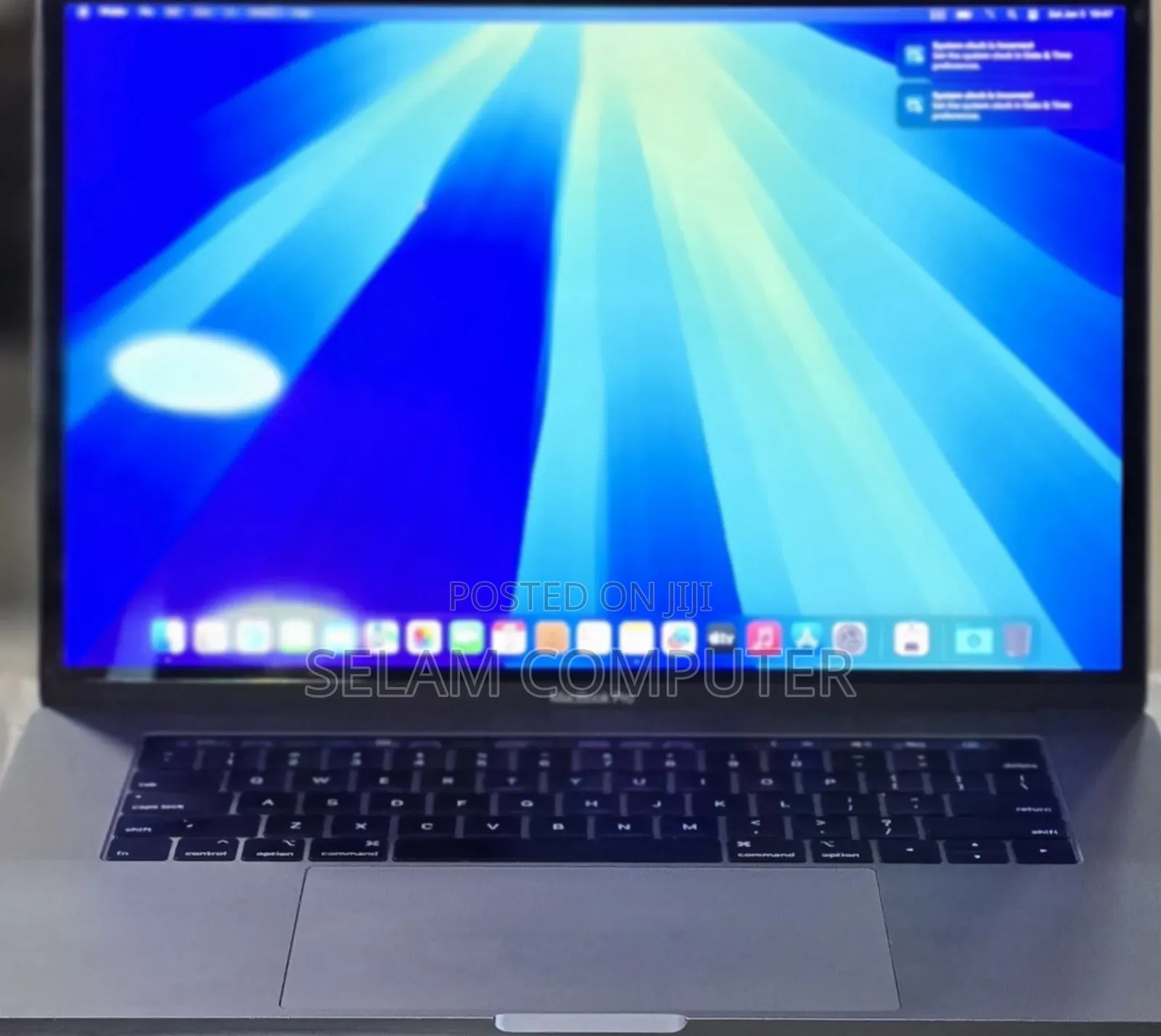 New Laptop Apple MacBook 2018 16GB Intel Core i7 SSD 512GB