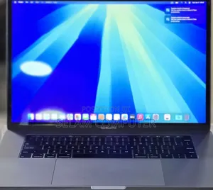 New Laptop Apple MacBook 2018 16GB Intel Core i7 SSD 512GB