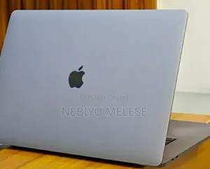 New Laptop Apple MacBook Pro 2018 32GB Intel Core i9 SSD 2T