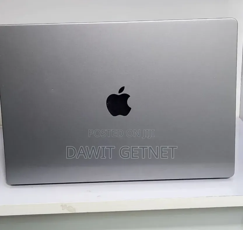 New Laptop Apple MacBook Pro M1 32GB Apple M1 SSD 512GB