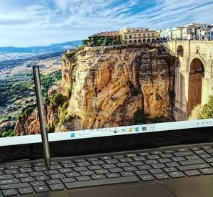 New Laptop Dell Inspiron 15 16GB Intel Core i7 SSD 512GB