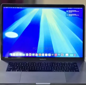 New Laptop Apple MacBook Pro 2018 16GB Intel Core i7 SSD 512GB