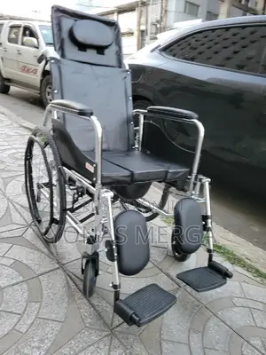 Full Reclining Wheelchair凹会wheelchair Would Help to Solve This Problem
