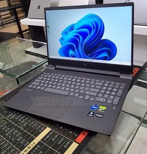 New Laptop HP Victus 15 16GB Intel Core i7 SSD 1T