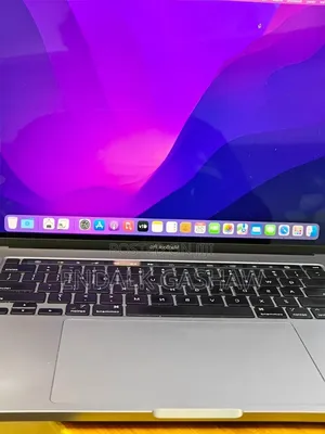 New Laptop Apple MacBook Pro 2018 32GB Intel Core i9 SSD 2T