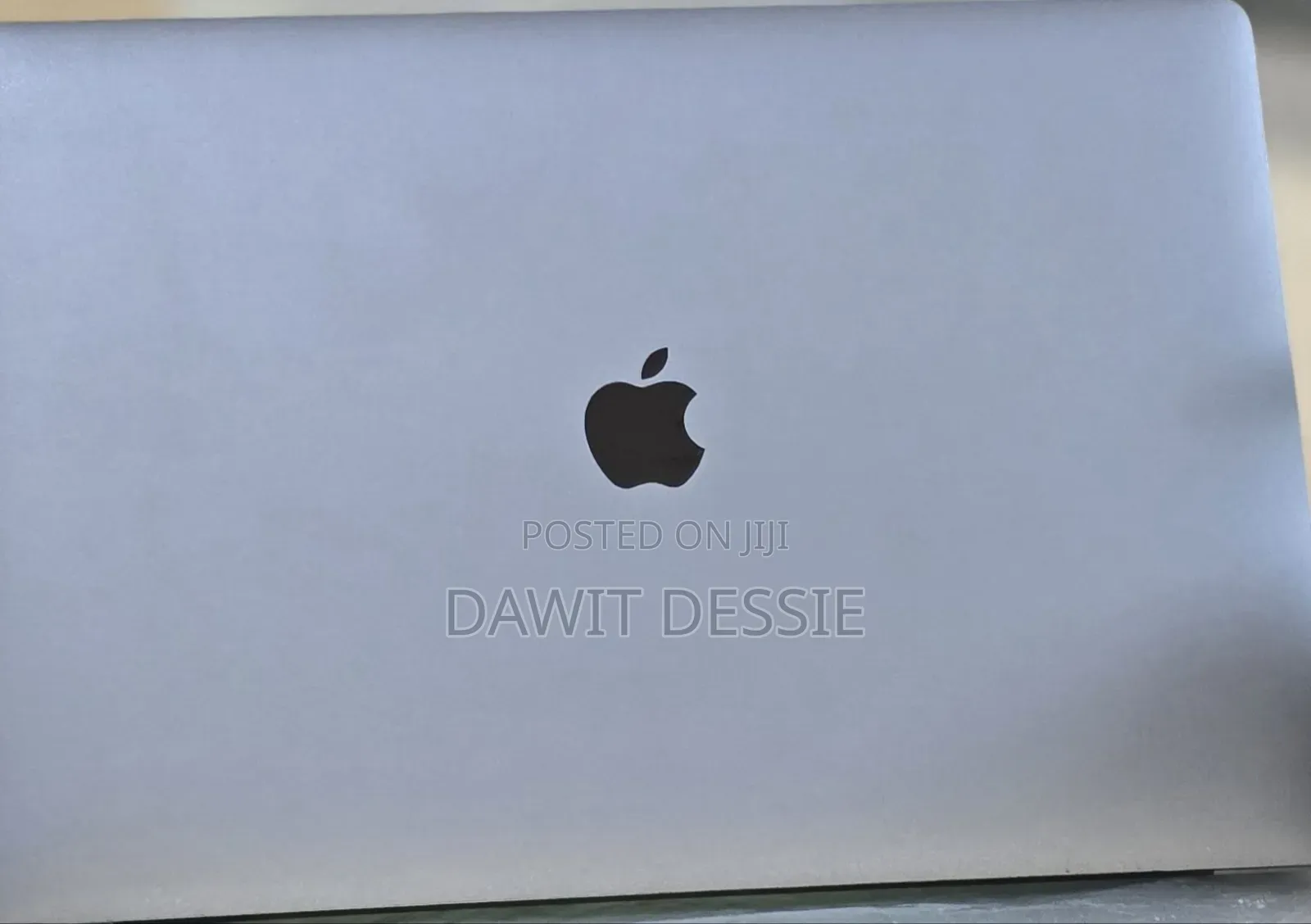 New Laptop Apple MacBook Pro 2018 16GB Intel Core i7 SSD 512GB