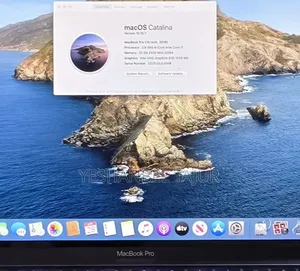 New Laptop Apple MacBook Pro 2018 32GB Intel Core i9 SSD 1T