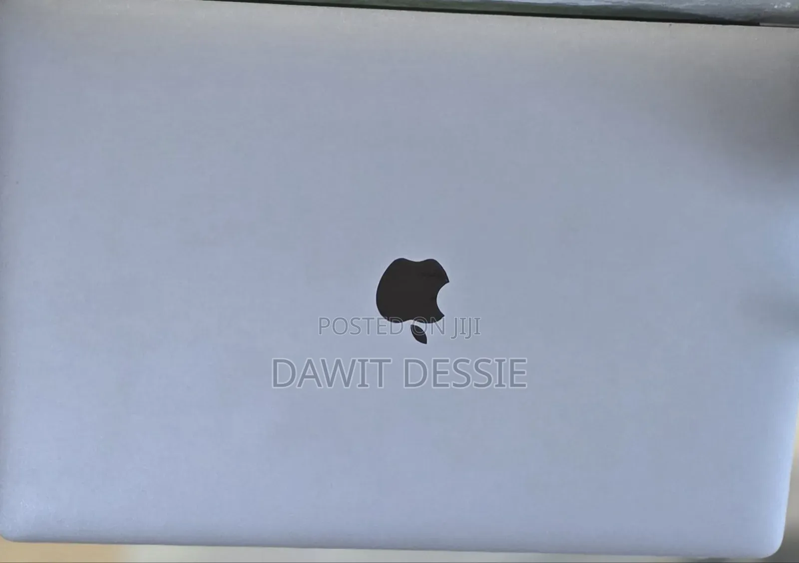 New Laptop Apple MacBook Pro 2018 16GB Intel Core i7 SSD 512GB