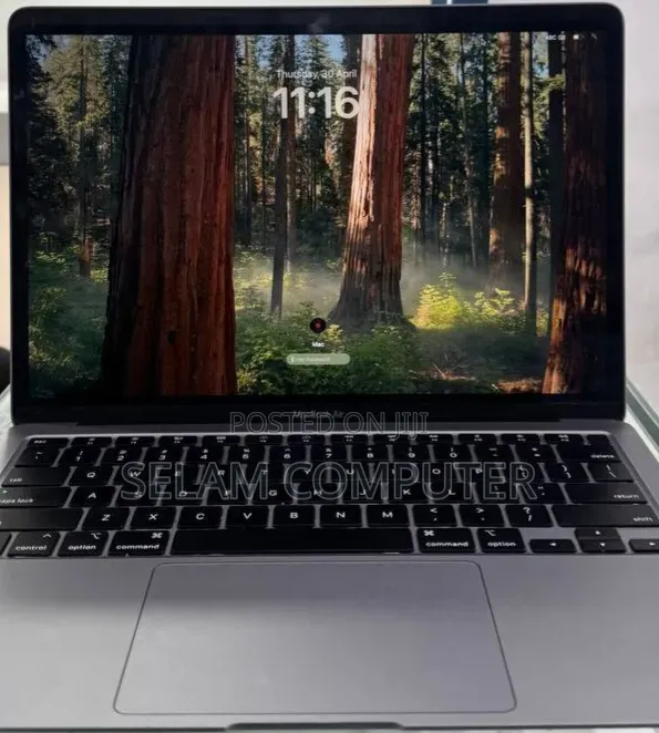 New Laptop Apple MacBook Air 2020 8GB Intel Core i3 SSD 256GB