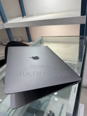 New Laptop Apple MacBook Air 2020 8GB Intel Core i3 SSD 256GB