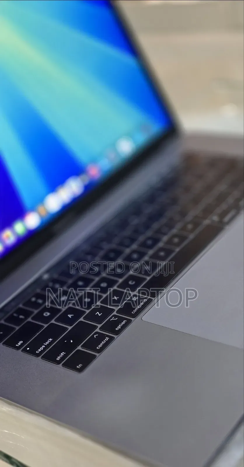 New Laptop Apple MacBook Pro 2018 16GB Intel Core i7 SSD 512GB
