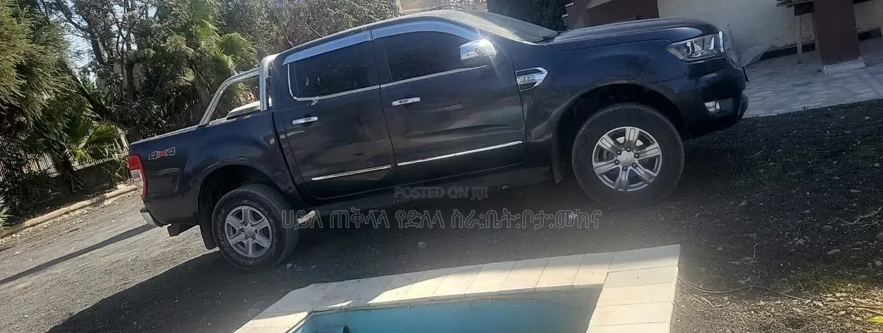 Ford Ranger Wildtrak 2022 Maroon