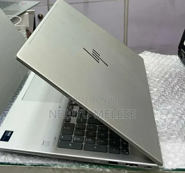 New Laptop HP EliteBook 640 G11 16GB Intel Core Ultra 7 SSD 512GB