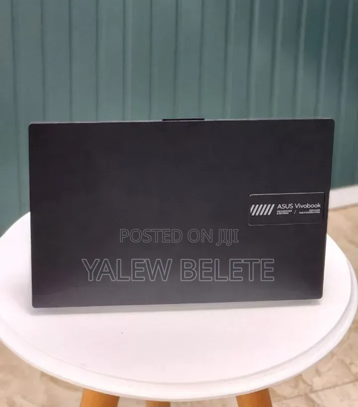 New Laptop Asus VivoBook E403NA 8GB AMD Ryzen 5 SSD 512GB