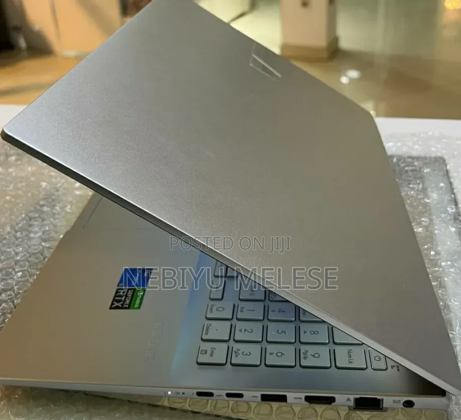 New Laptop Asus Vivobook 16 16GB Intel Core i5 SSD 512GB